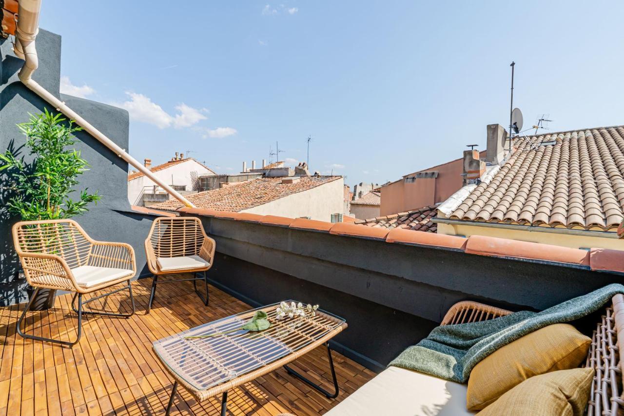 LOFT EN VILLE - Duplex Terrasse coeur historique avec vue dégagée&Parking souterrain Offert La Ciotat Esterno foto